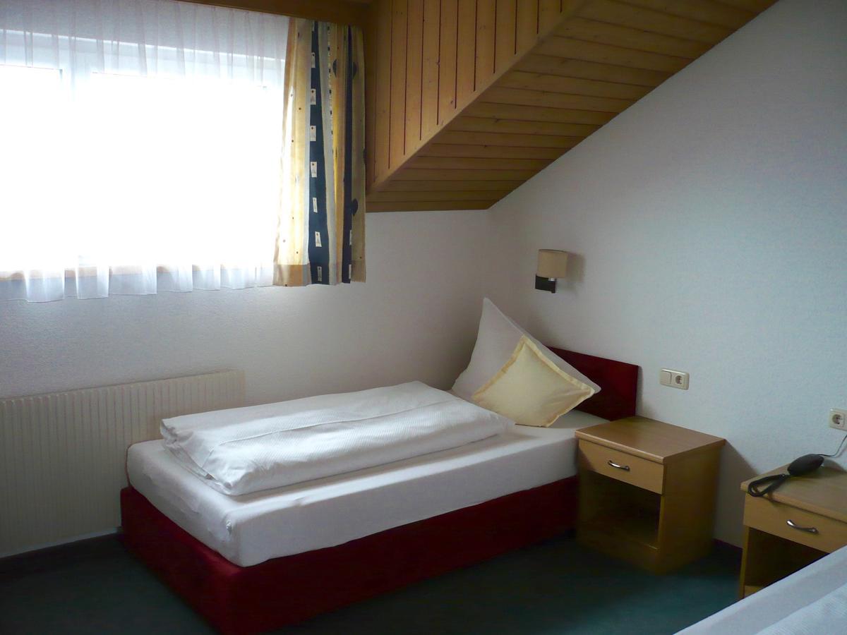 Hotel Garni Noval Feldkirch Buitenkant foto